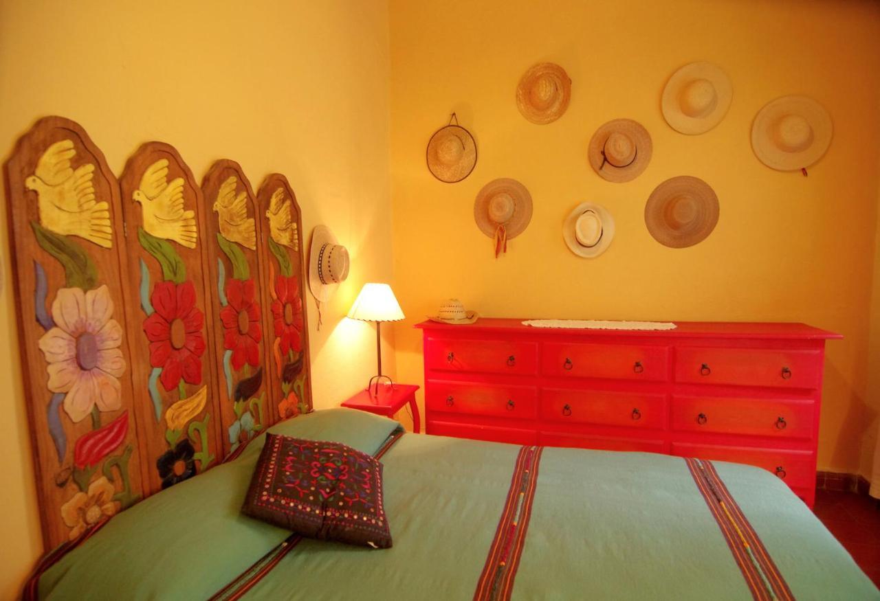 Bed and Breakfast Casa De La Noche Сан-Міґель-де-Альєнде Екстер'єр фото